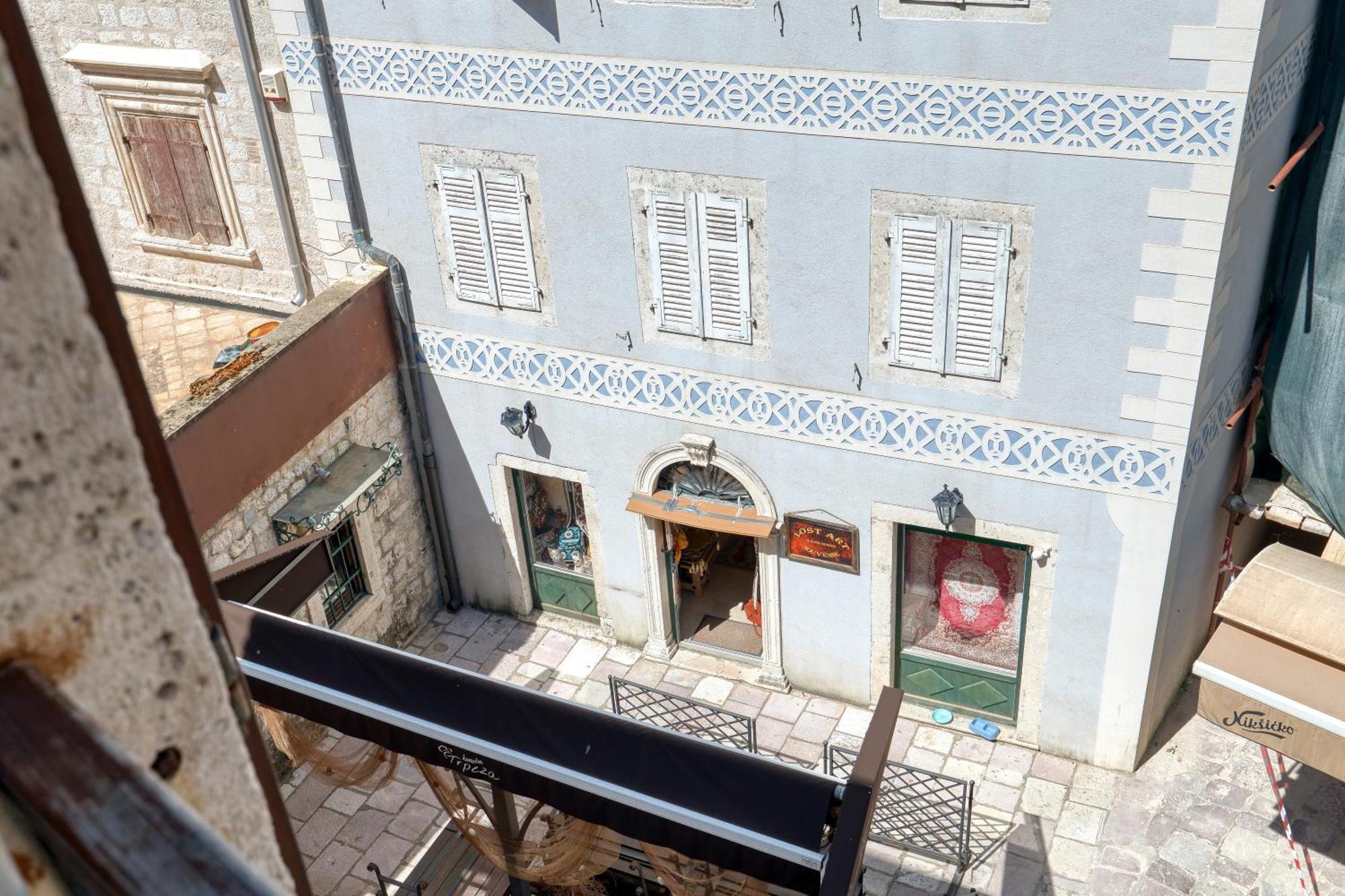 Hotel Rendez Vous