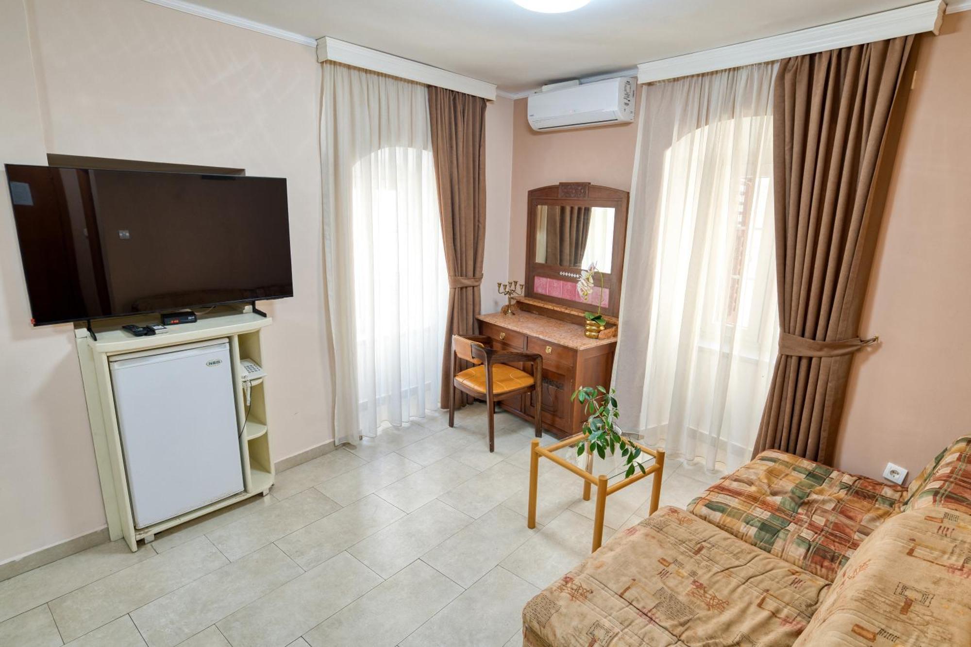 Rendez Vous Hotel