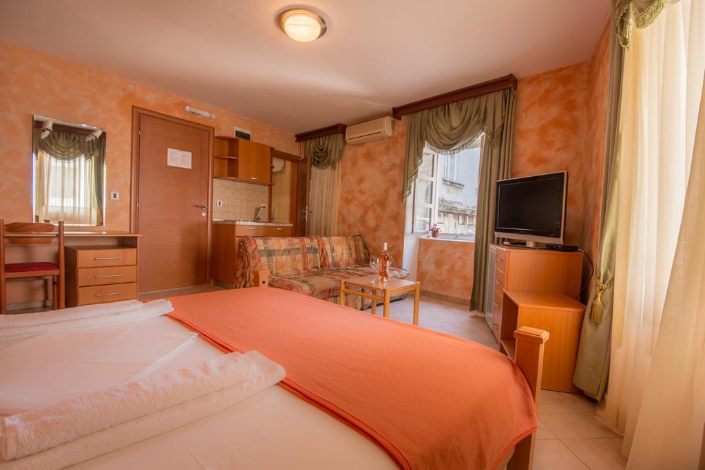 Hotel Rendez Vous Kotor
