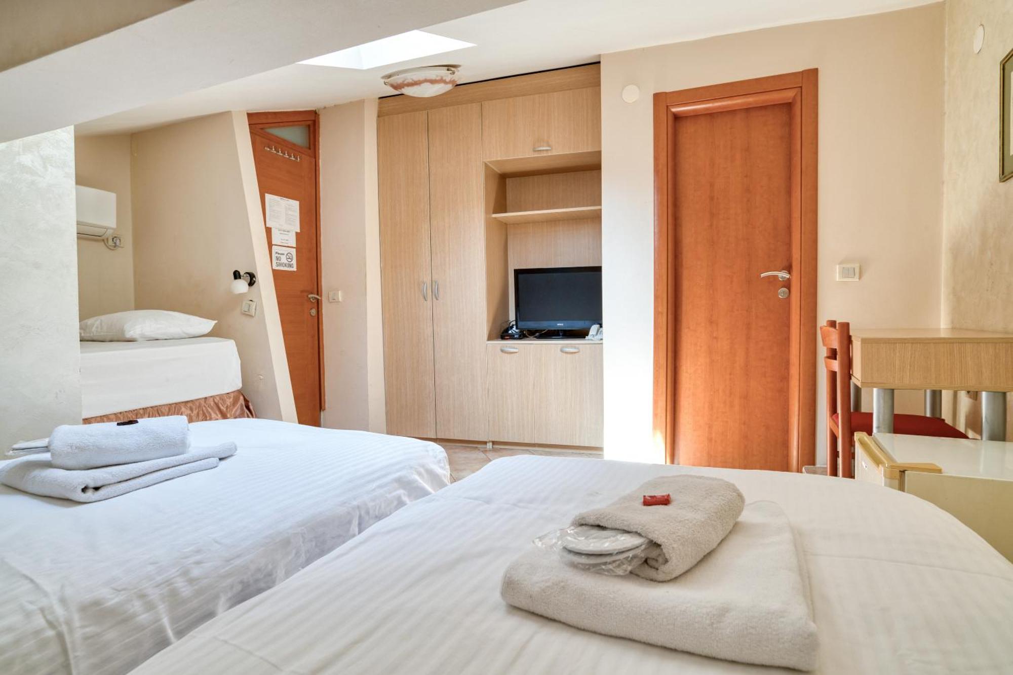 Rendez Vous Hotel Cattaro