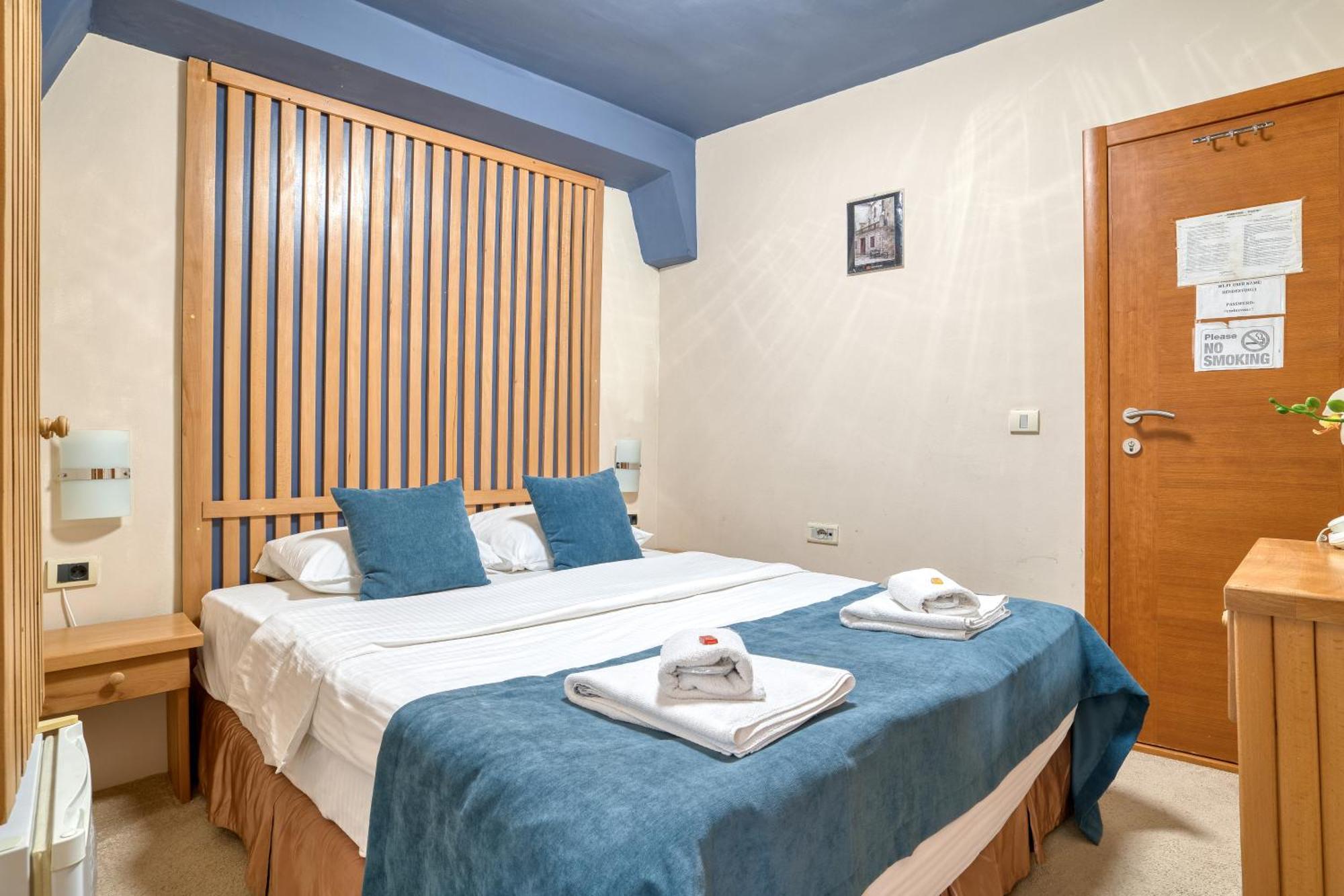 Hotel Rendez Vous 3*