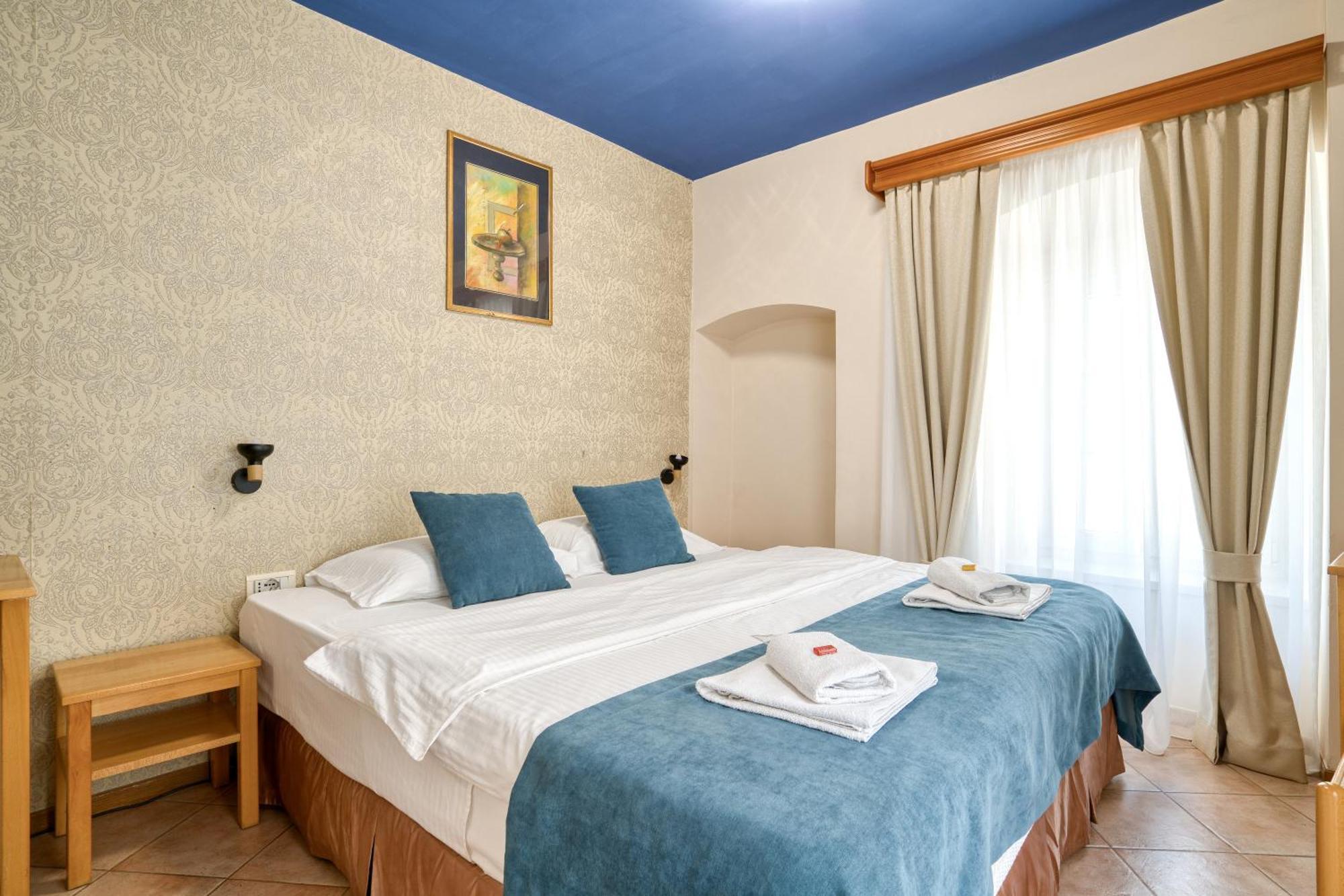 Hotel Rendez Vous 3*