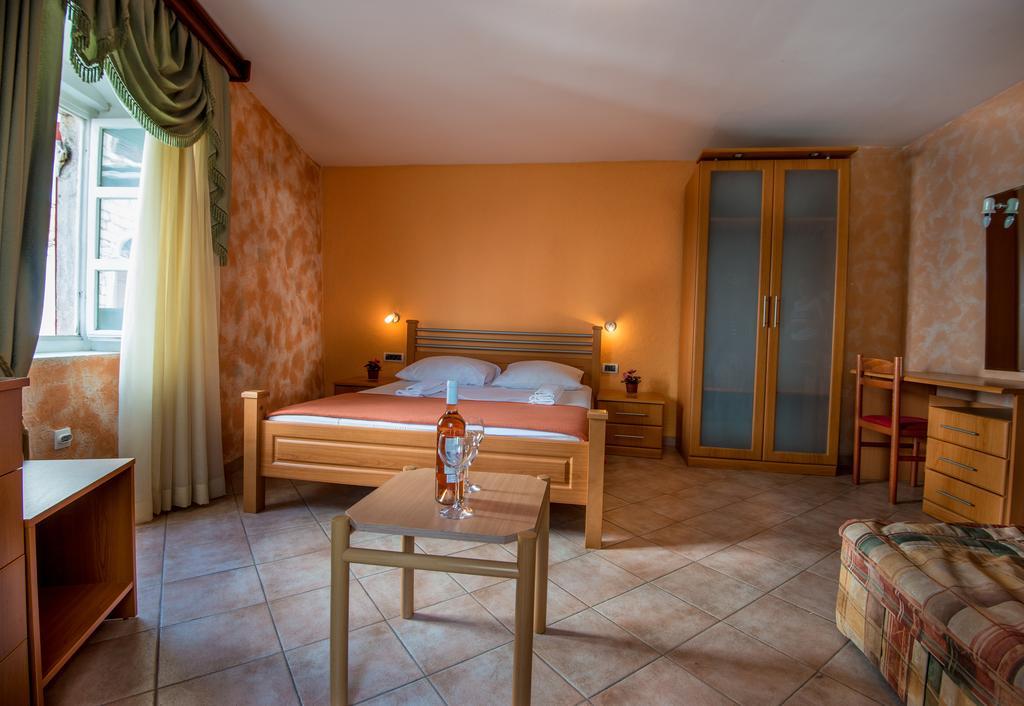 Rendez Vous Отель 3*